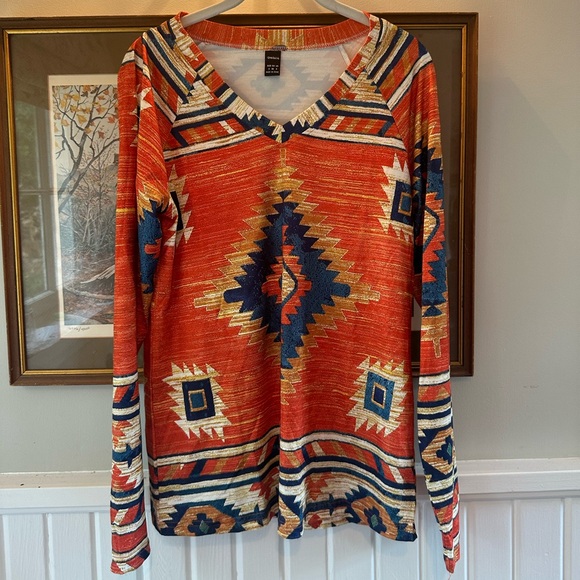 Tribal Geometric Sunshirt - Picture 2 of 2